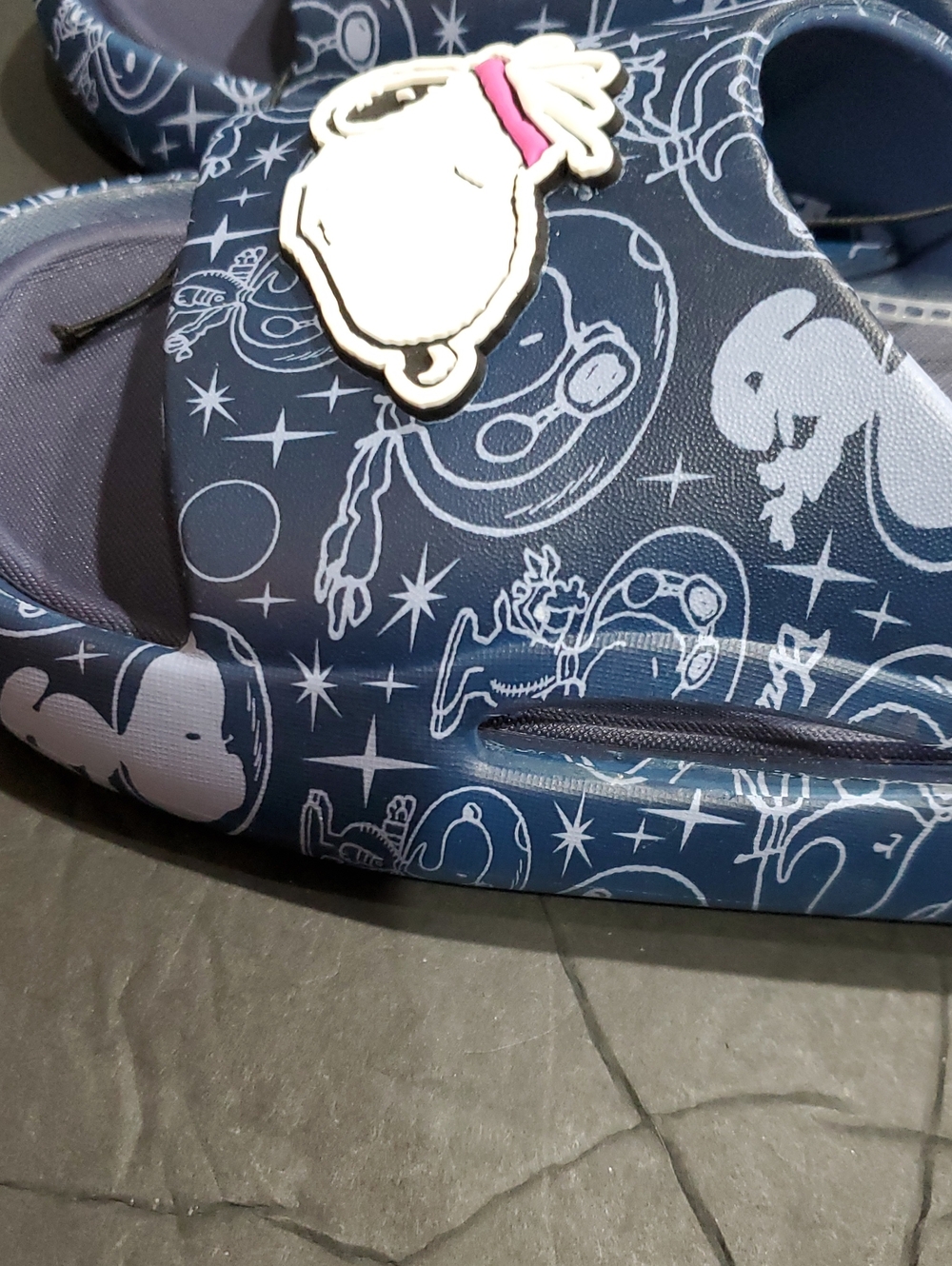 Peanuts Snoopy dark blue multi platform rubber pool slides size 10 brand new - Picture 4 of 8